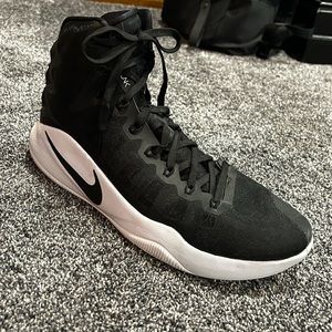 Men’s Basketball Shoes